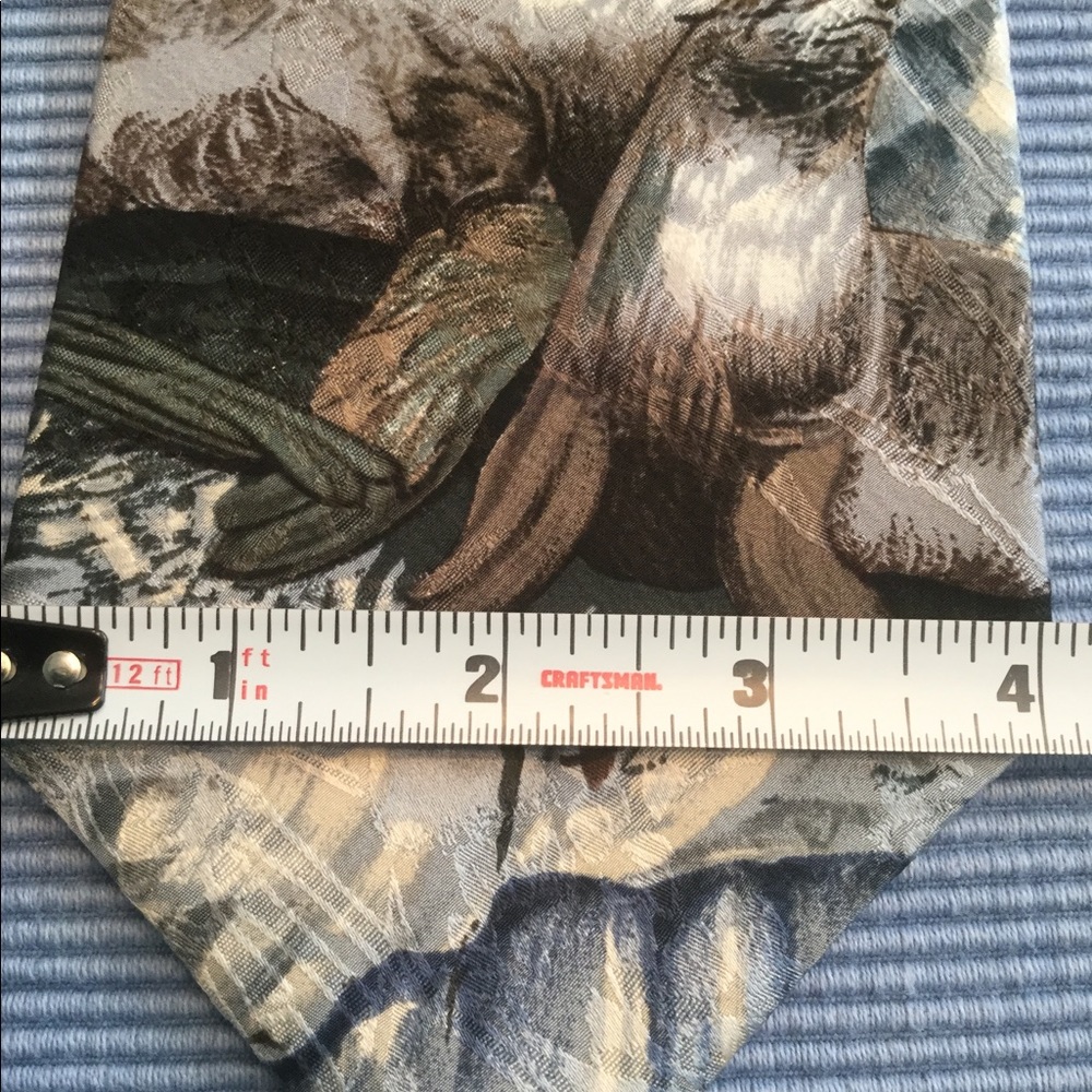 SEALS 100% SILK Blue gray brown cream 58”Necktie Endangered Species - Picture 7 of 7